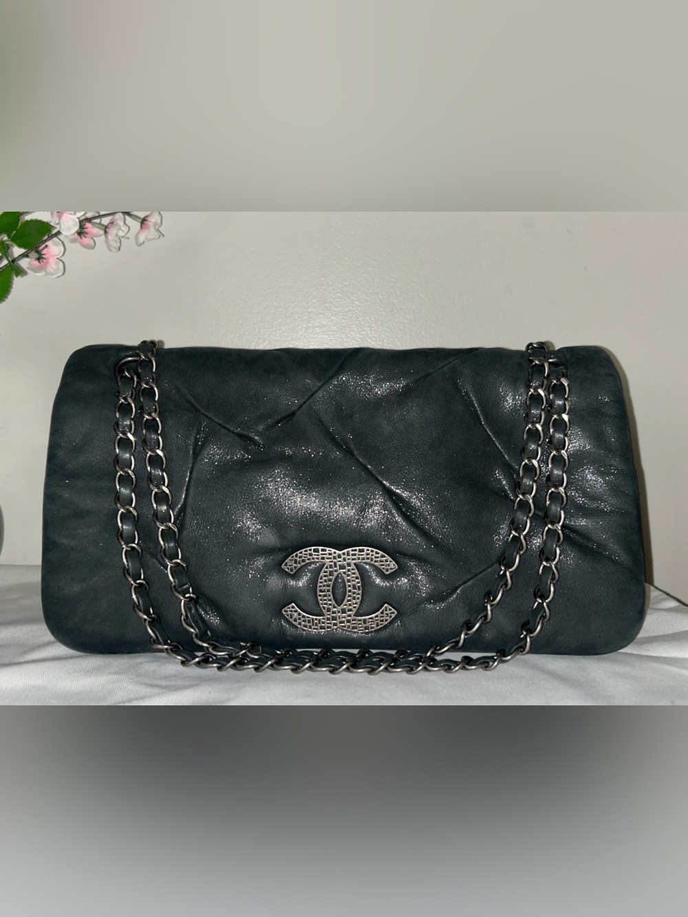 CHANEL Iridescent Calfskin Glint Large Flap Bag Charcoal Dark Grey